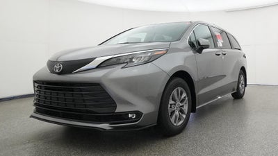 2026 Toyota Sienna XLE