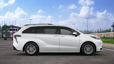 2025 Toyota Sienna XLE