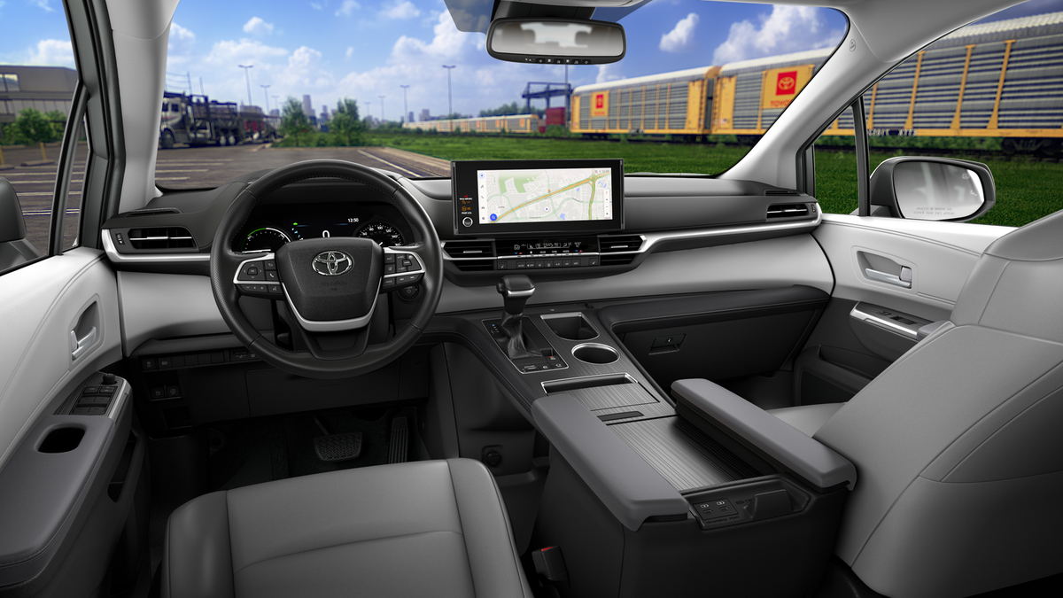 2025 Toyota Sienna XLE