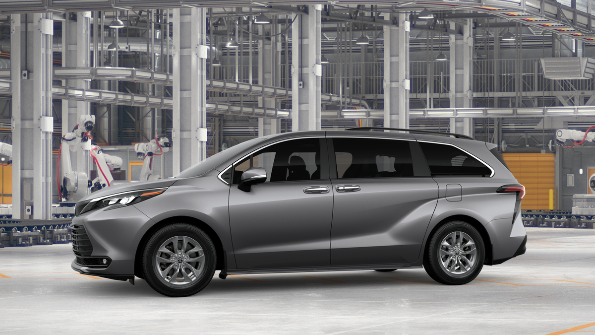 2026 Toyota Sienna XLE
