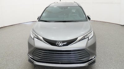 2026 Toyota Sienna Limited
