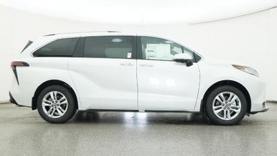 2026 Toyota Sienna Limited