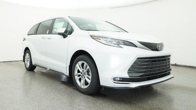 2026 Toyota Sienna Limited