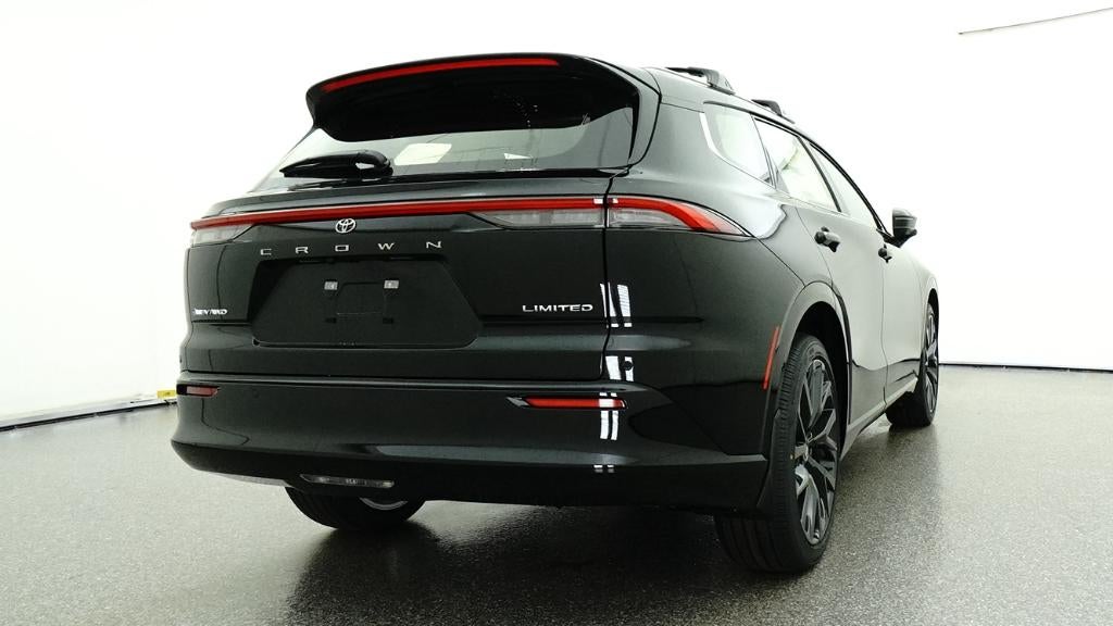 2026 Toyota Toyota Crown Signia Limited