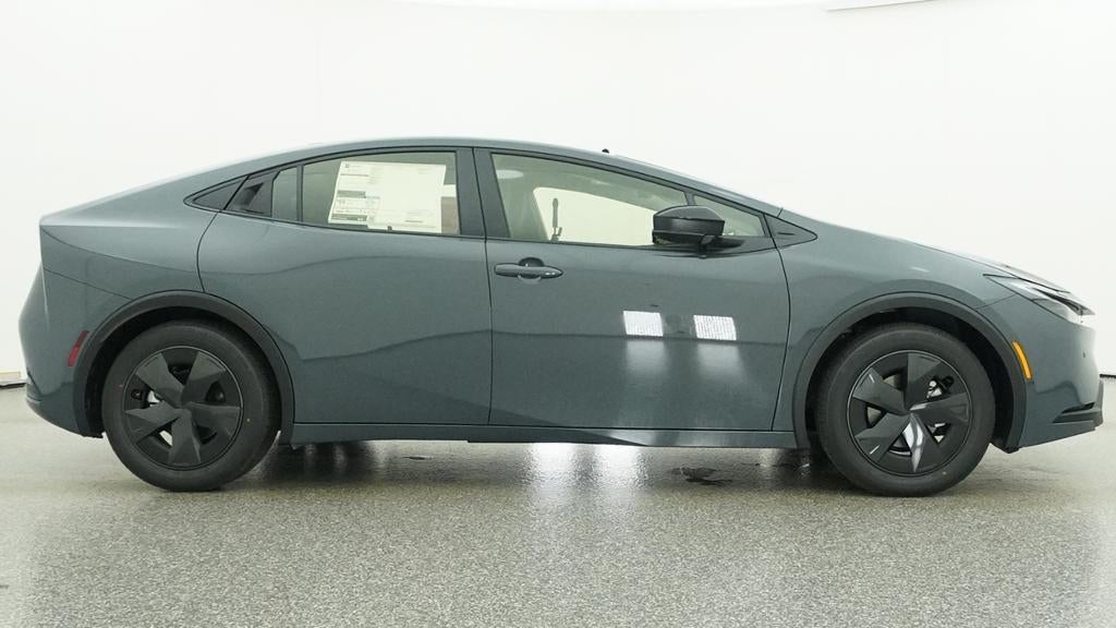 2027 Toyota Prius LE