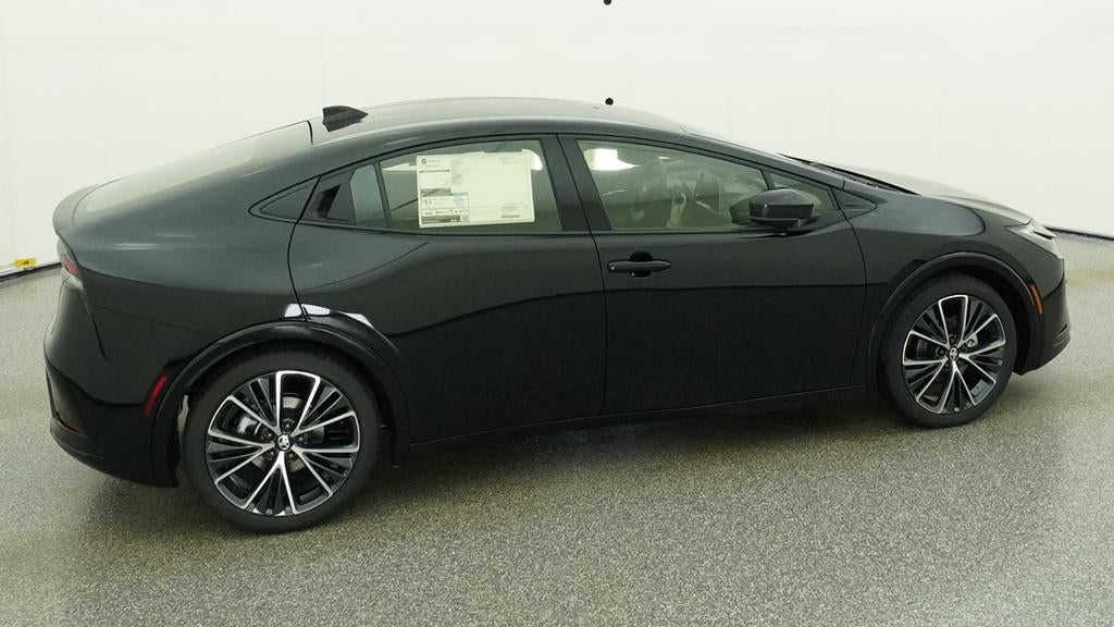 2027 Toyota Prius XLE