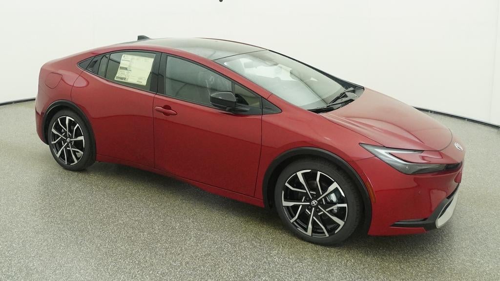 2027 Toyota Prius Plug-in Hybrid XSE Premium