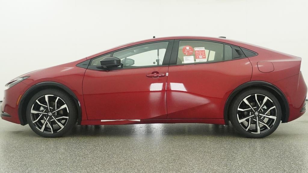 2027 Toyota Prius Plug-in Hybrid XSE Premium