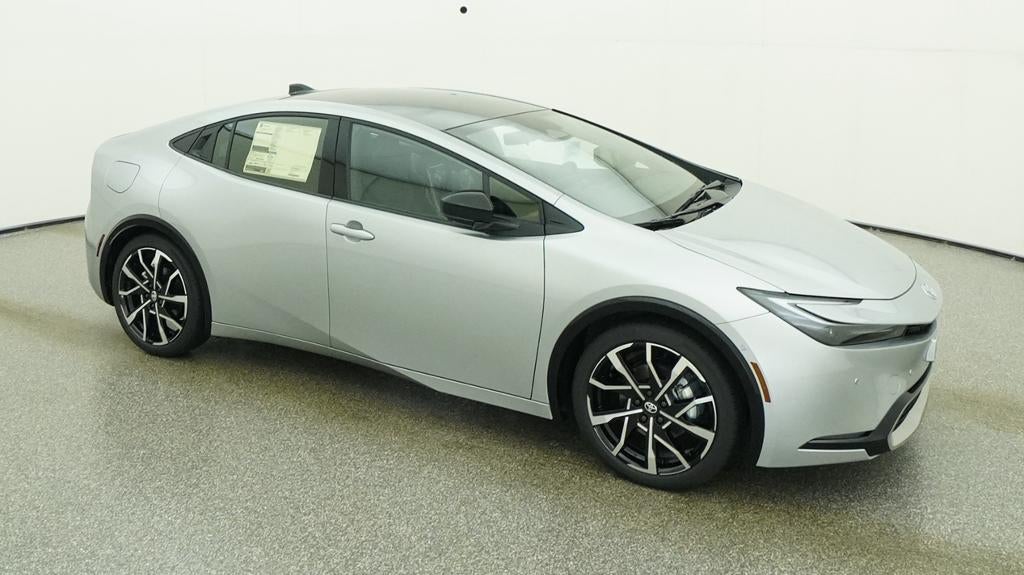 2027 Toyota Prius Plug-in Hybrid XSE Premium