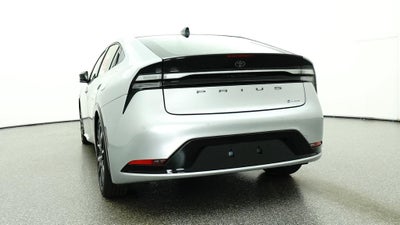 2027 Toyota Prius Plug-in Hybrid XSE Premium