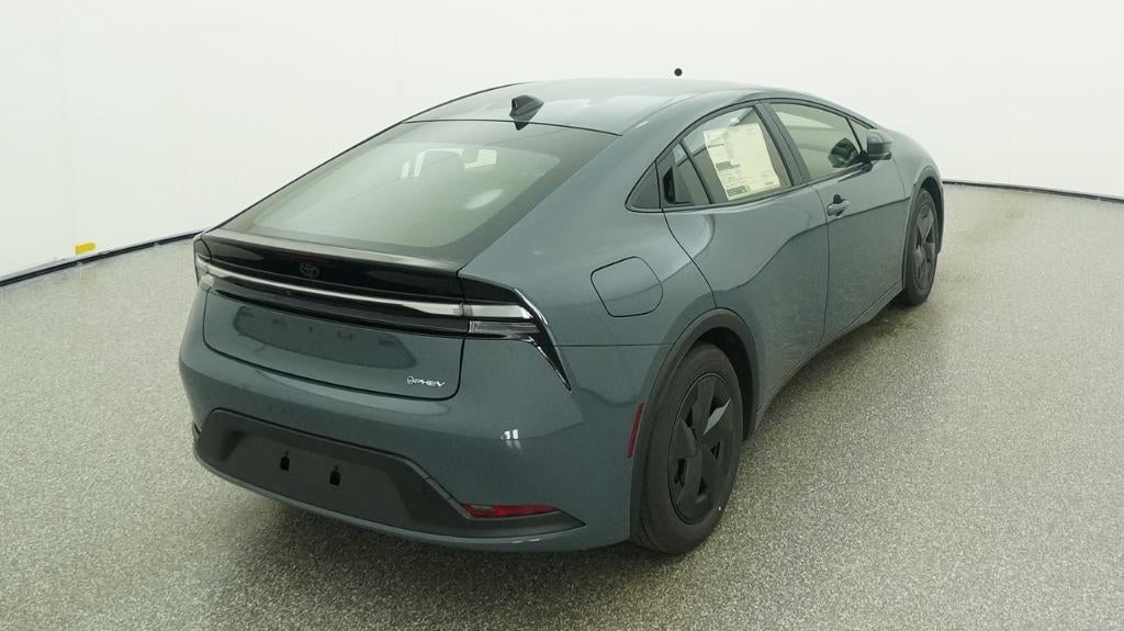 2026 Toyota Prius Plug-in Hybrid SE