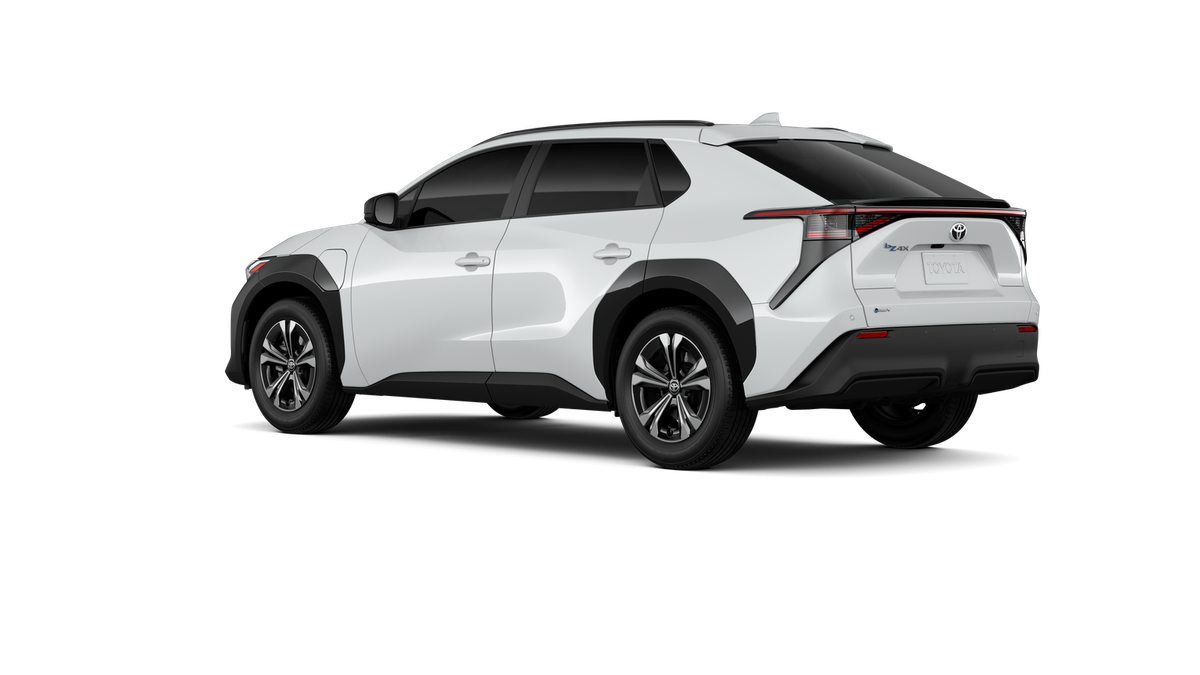 2025 Toyota bZ4X XLE
