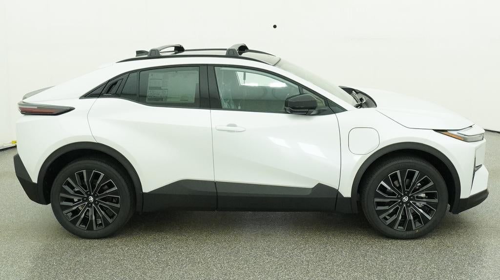 2026 Toyota C-HR XSE