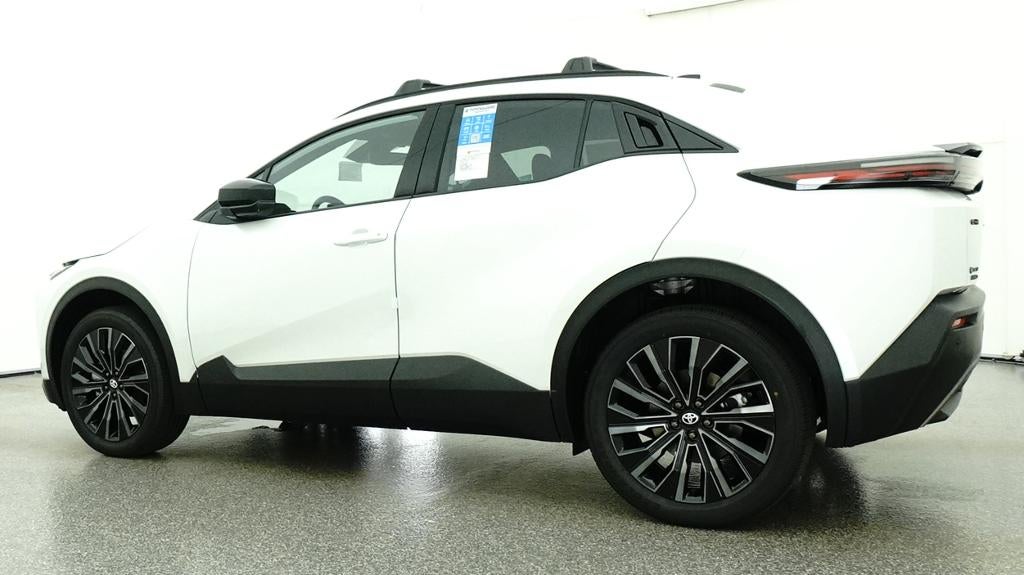 2026 Toyota C-HR XSE