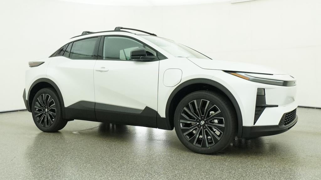 2026 Toyota C-HR XSE