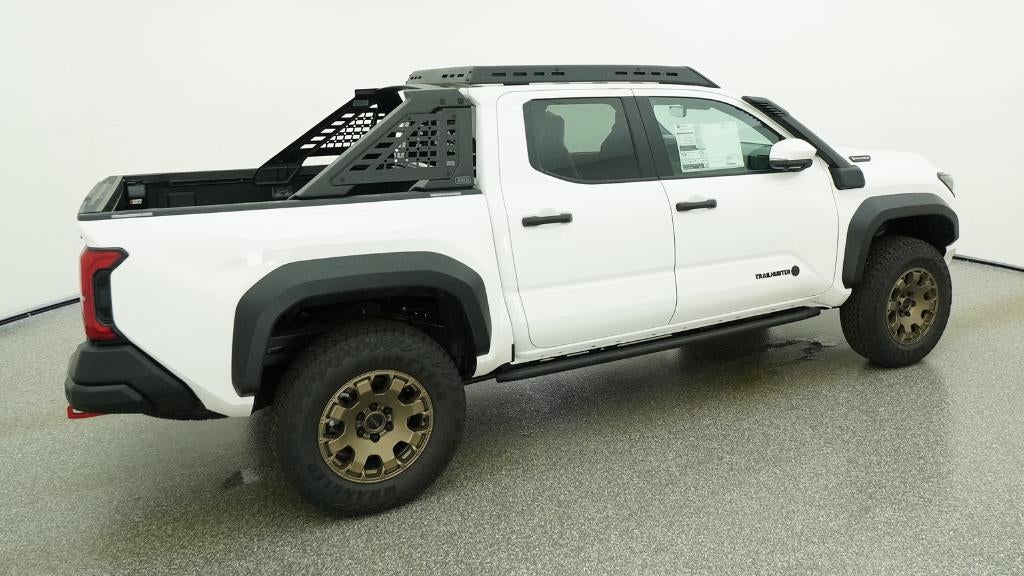 2026 Toyota Tacoma i-FORCE MAX Tacoma Trailhunter
