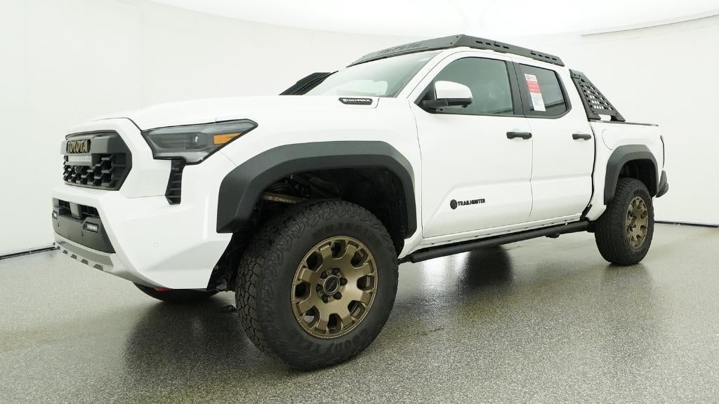 2026 Toyota Tacoma i-FORCE MAX Tacoma Trailhunter