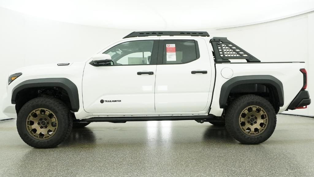 2026 Toyota Tacoma i-FORCE MAX Tacoma Trailhunter