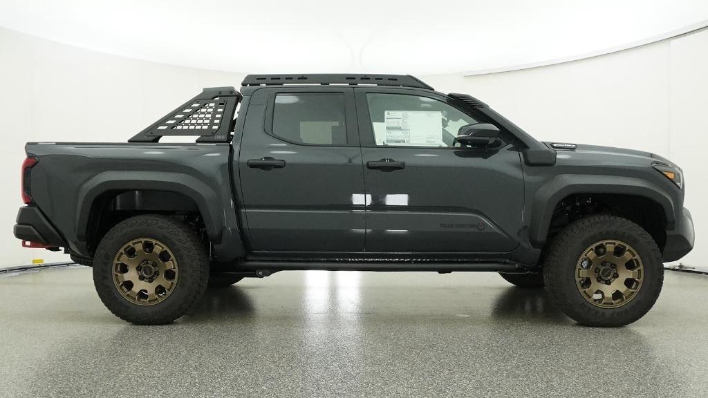 2026 Toyota Tacoma i-FORCE MAX Tacoma Trailhunter