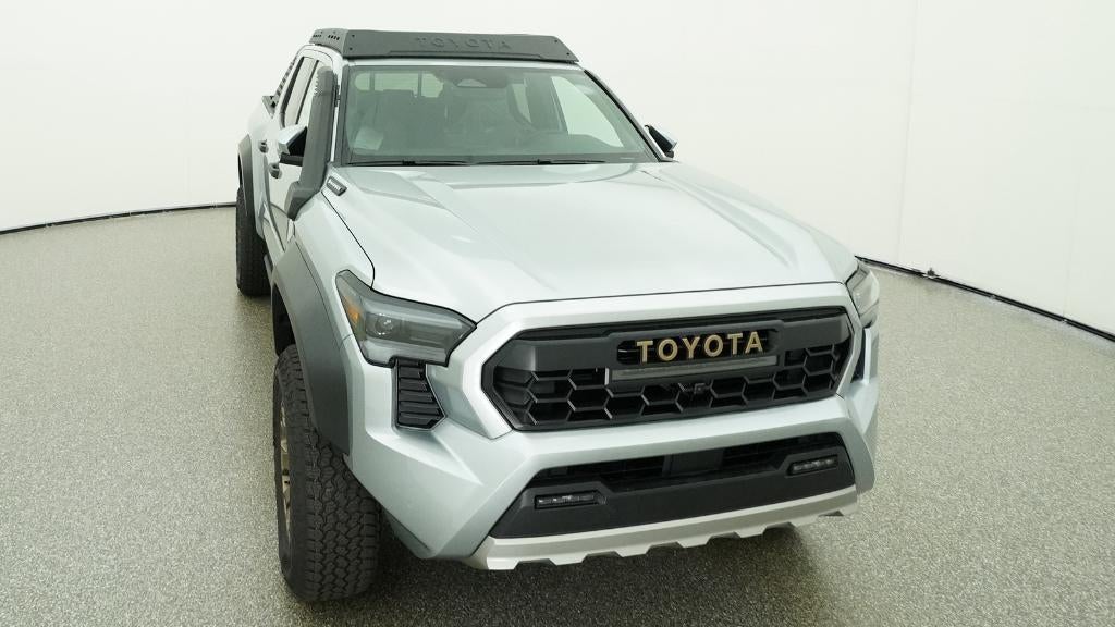 2026 Toyota Tacoma i-FORCE MAX Tacoma Trailhunter