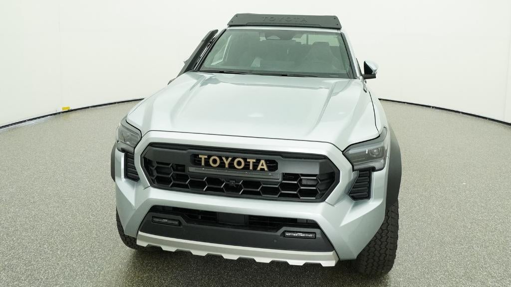 2026 Toyota Tacoma i-FORCE MAX Tacoma Trailhunter