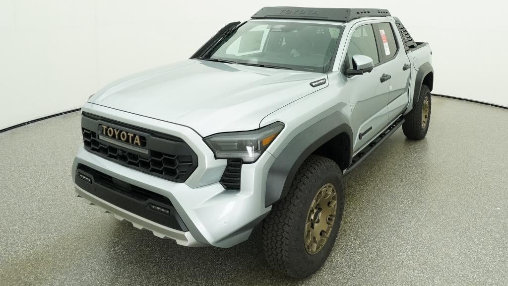 2026 Toyota Tacoma i-FORCE MAX Tacoma Trailhunter