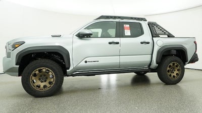 2026 Toyota Tacoma i-FORCE MAX Tacoma Trailhunter