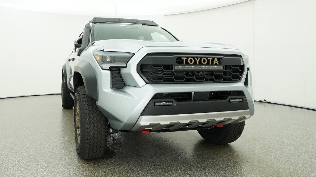 2026 Toyota Tacoma i-FORCE MAX Tacoma Trailhunter