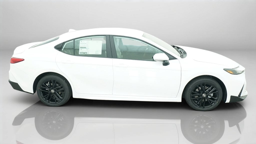 2027 Toyota Camry SE AWD