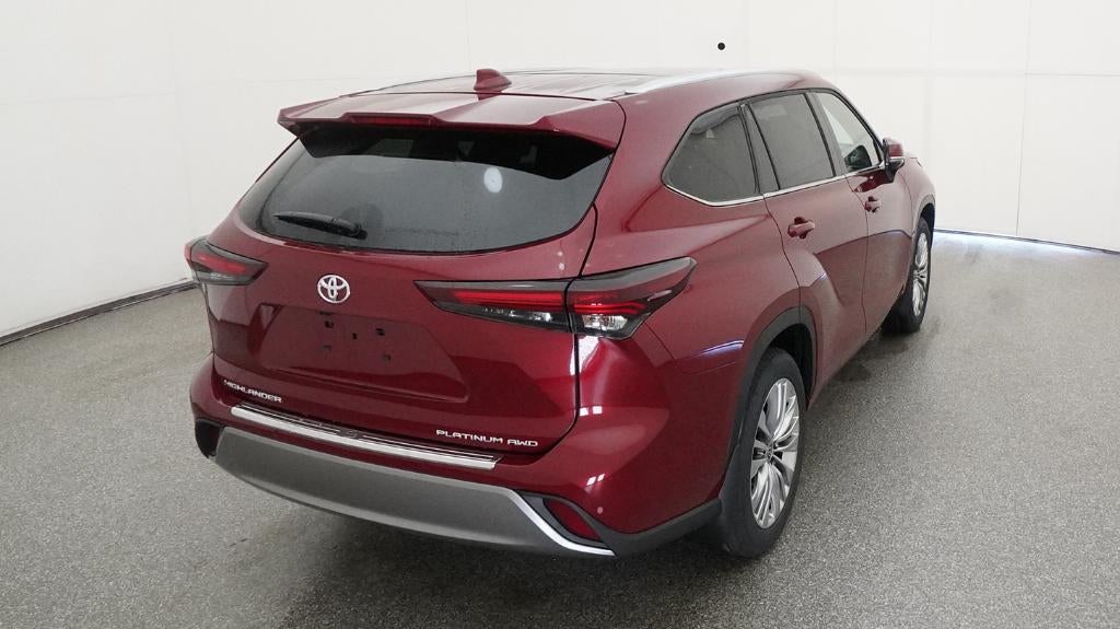 2026 Toyota Highlander Platinum