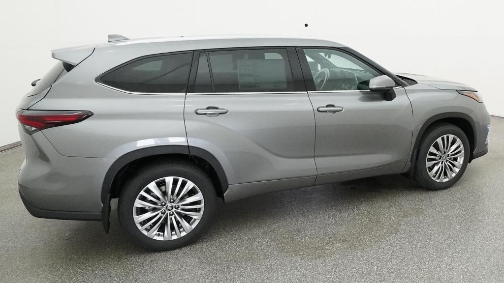 2026 Toyota Highlander Platinum