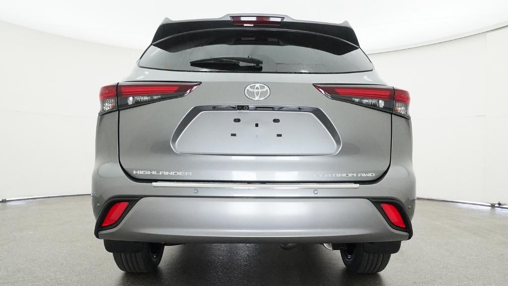 2026 Toyota Highlander Platinum