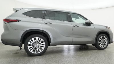 2026 Toyota Highlander Platinum