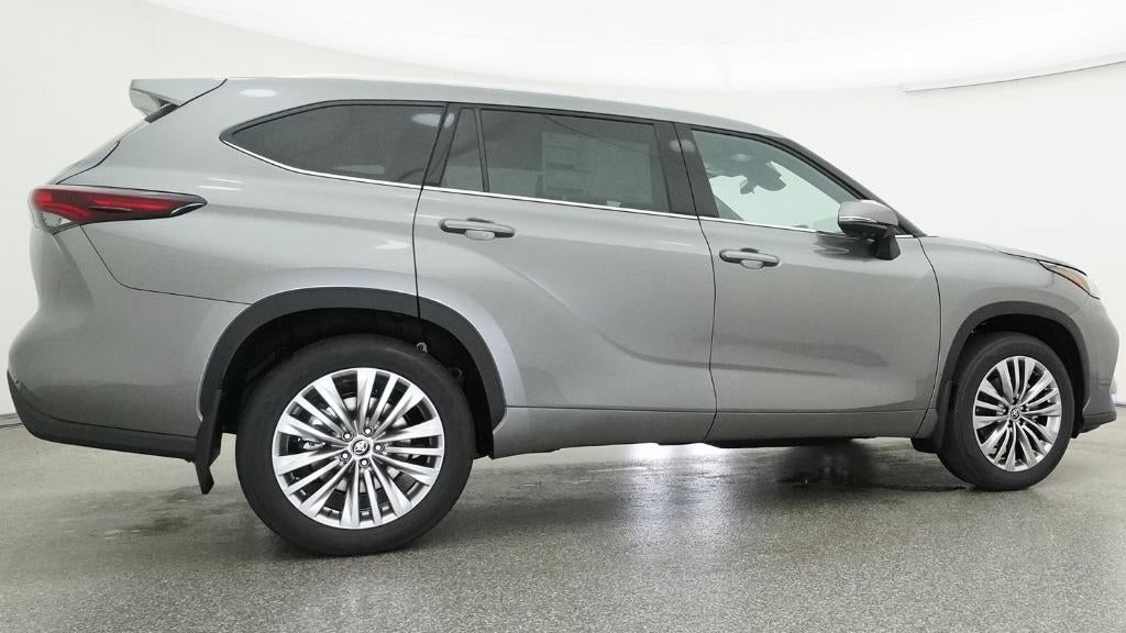 2026 Toyota Highlander Platinum