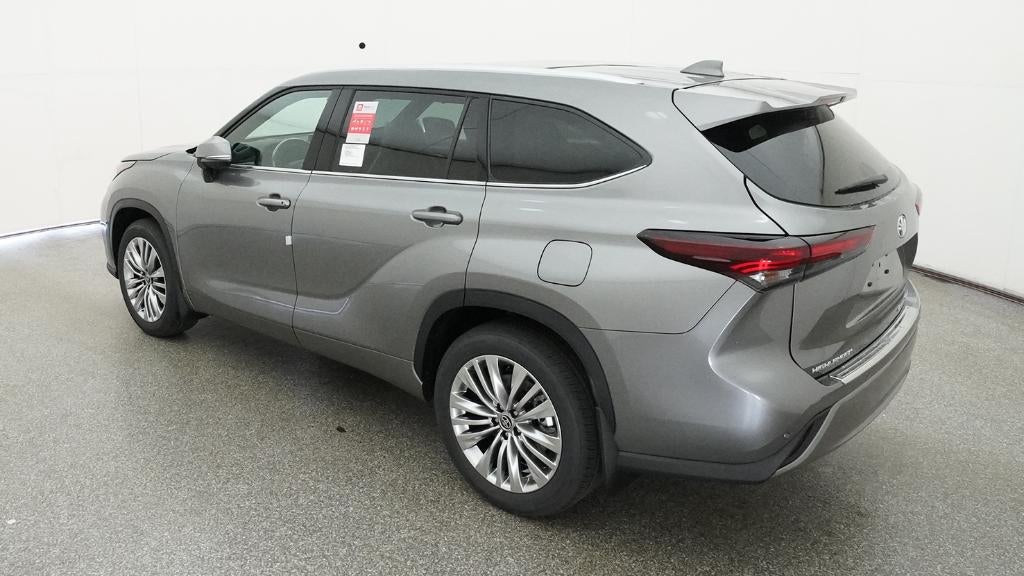 2026 Toyota Highlander Platinum