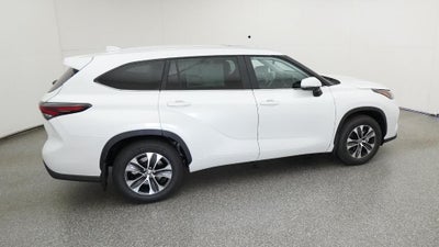 2026 Toyota Highlander XLE