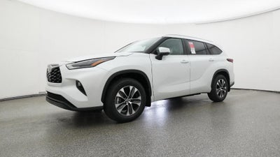 2026 Toyota Highlander XLE