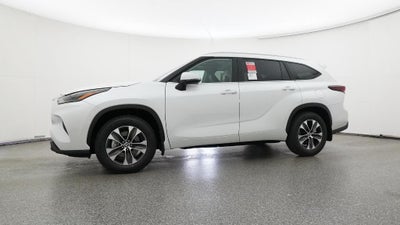 2026 Toyota Highlander XLE