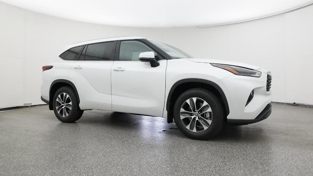 2026 Toyota Highlander XLE