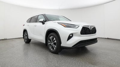 2026 Toyota Highlander XLE