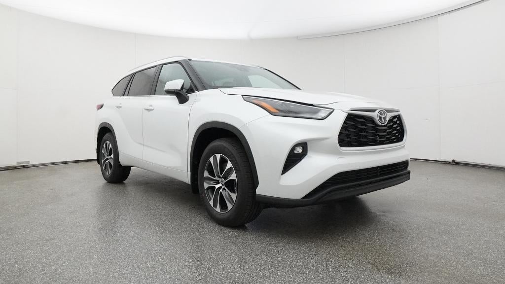 2026 Toyota Highlander XLE