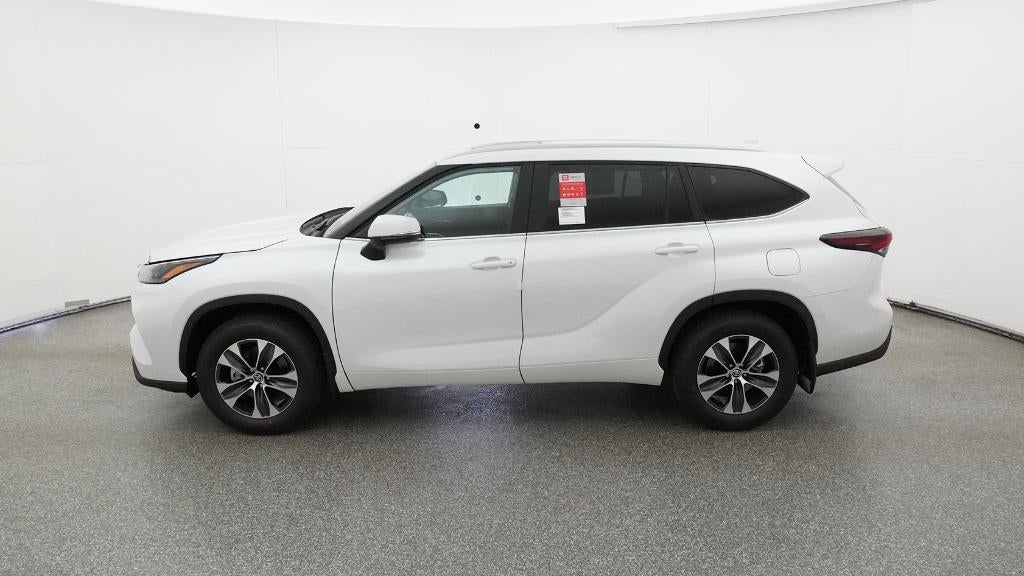 2026 Toyota Highlander XLE