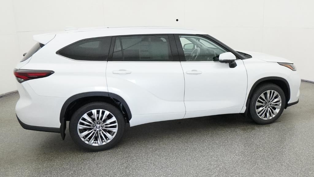 2026 Toyota Highlander Platinum