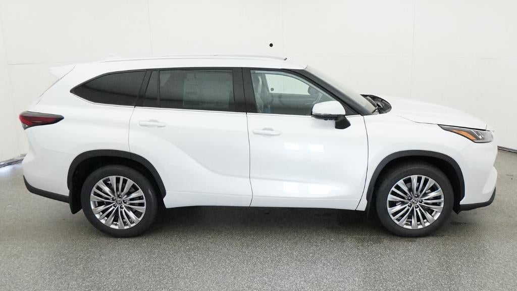 2026 Toyota Highlander Platinum