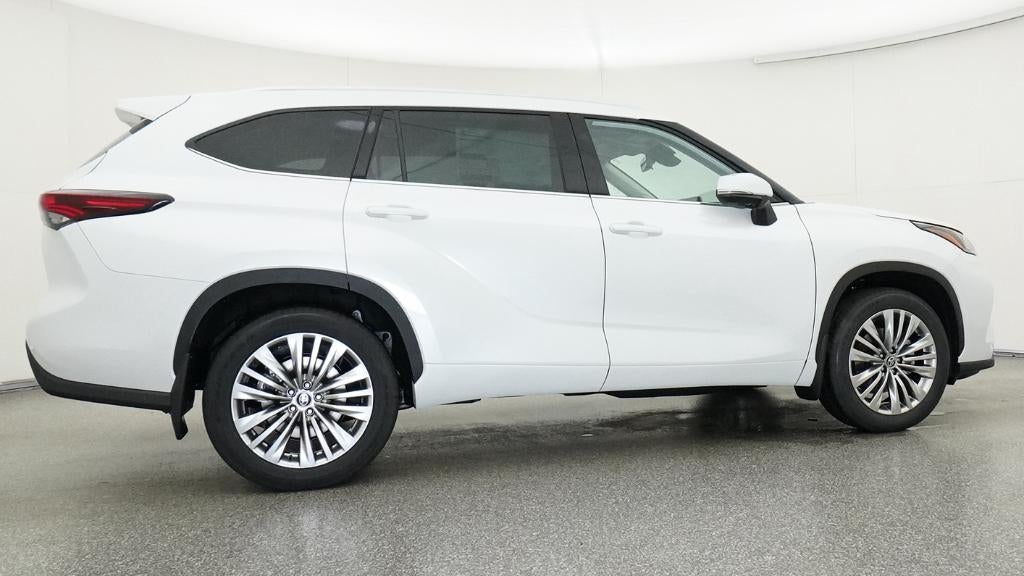 2026 Toyota Highlander Platinum