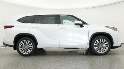 2026 Toyota Highlander Platinum