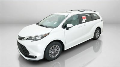 2026 Toyota Sienna XLE