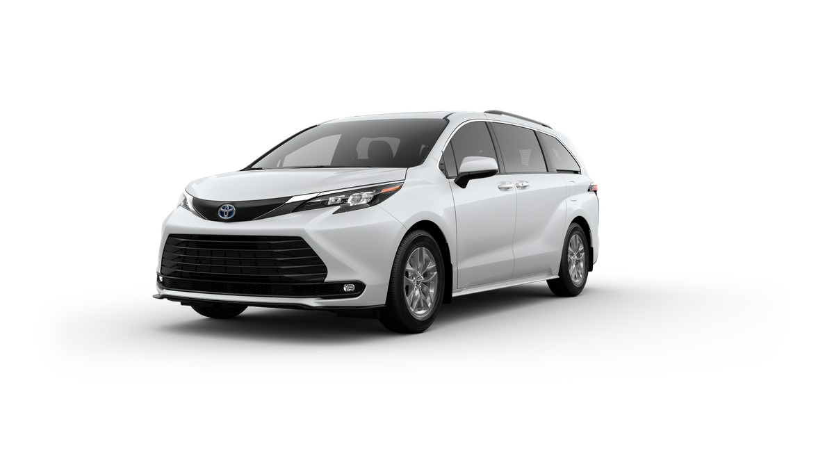 2025 Toyota Sienna XLE