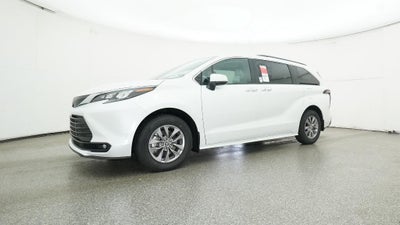 2026 Toyota Sienna XLE