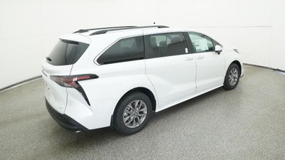 2026 Toyota Sienna XLE
